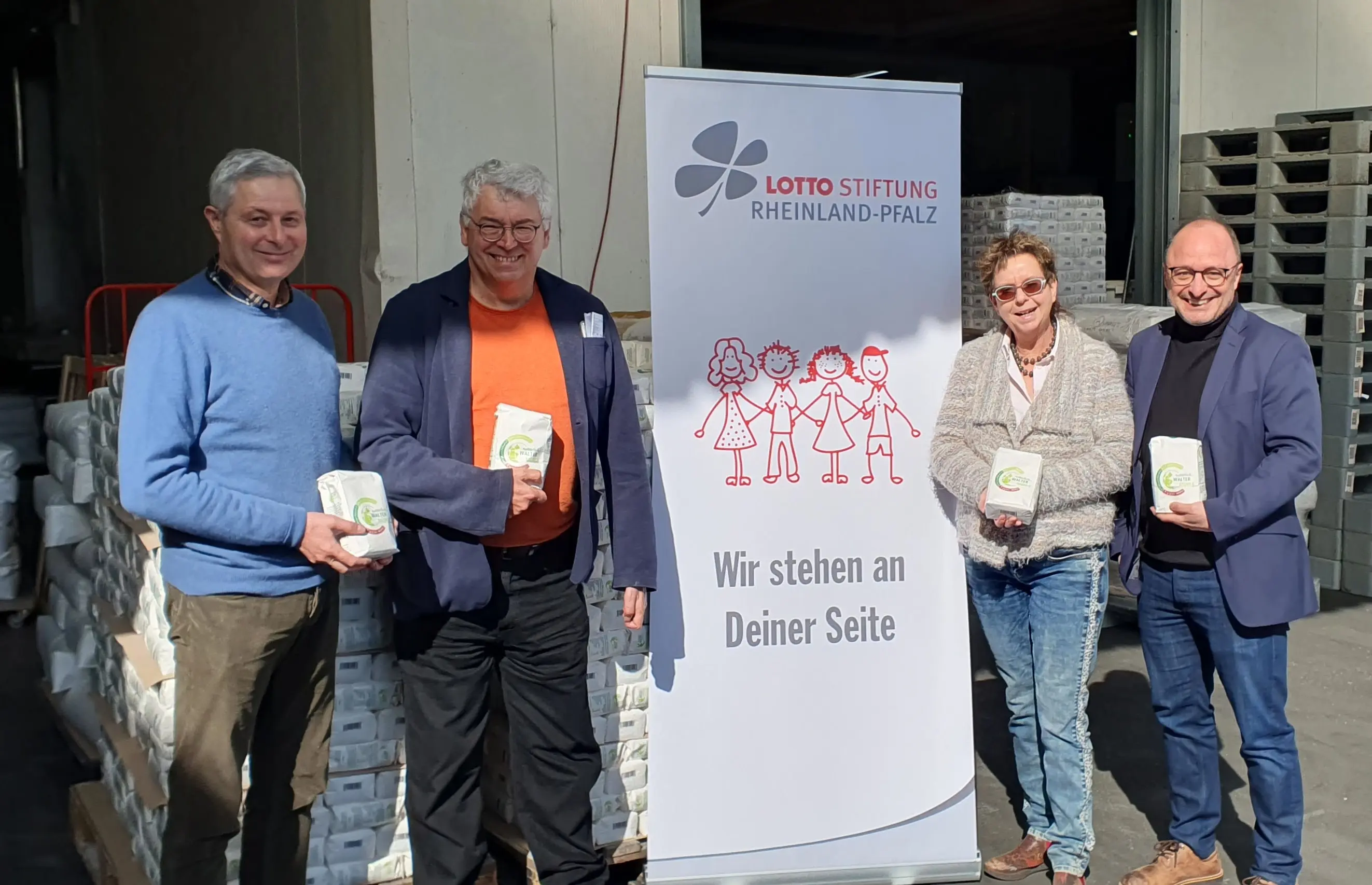 Projekt Tafeln Rheinland Pfalz Spendenübergabe