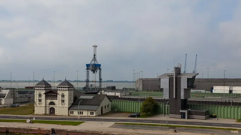 Bremerhaven Altes Kraftwerk Kaiserschleuse