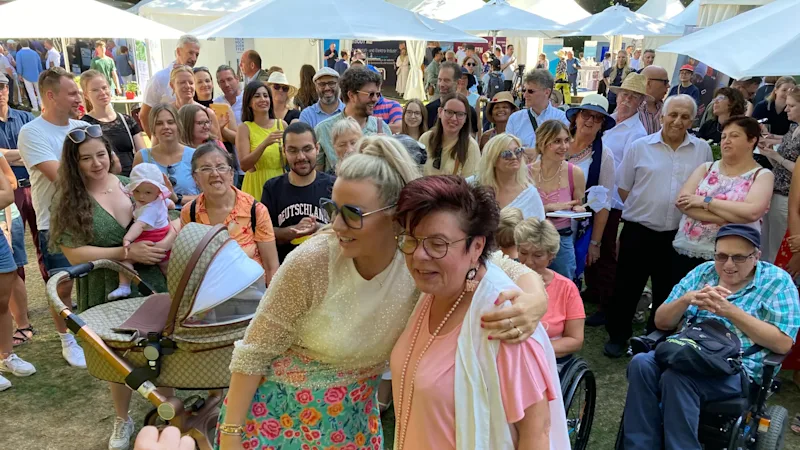 Lottofee Miriam Hannah Verlosungen Bürgerfest 2023