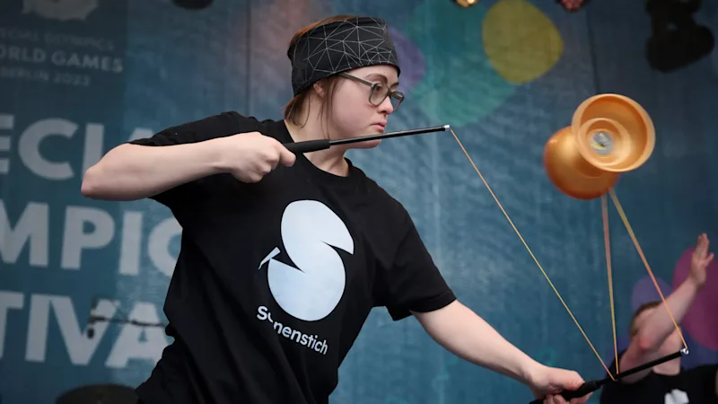 Circus Sonnenstich Sol Rein-Saunders