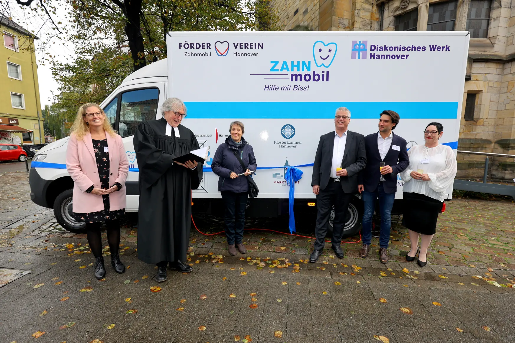 Projekt Zahnmobil Hannover Übergabe
